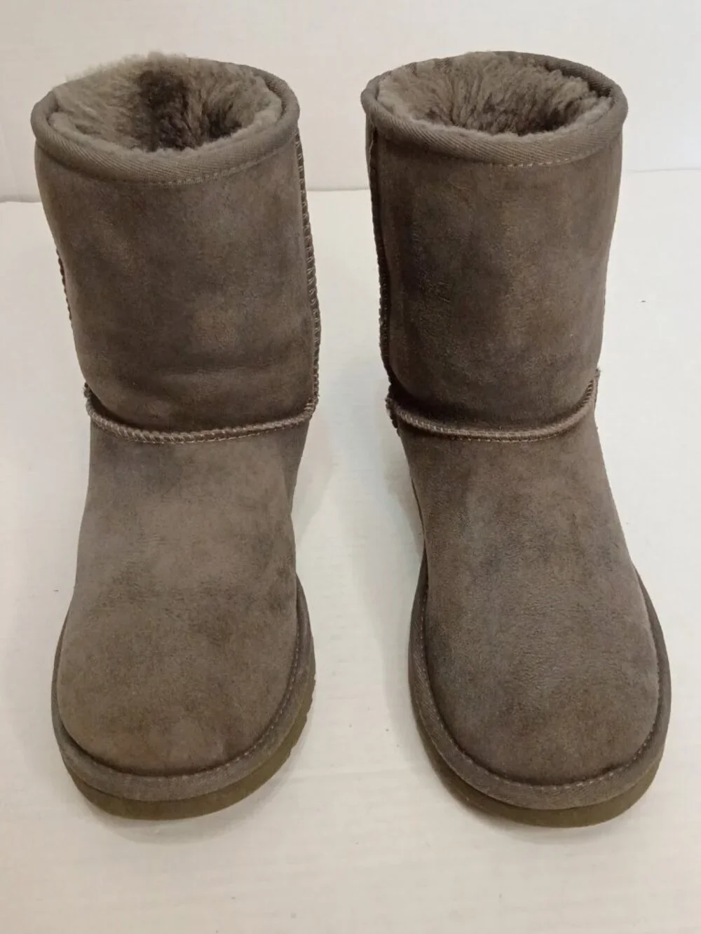 UGG authentic kids